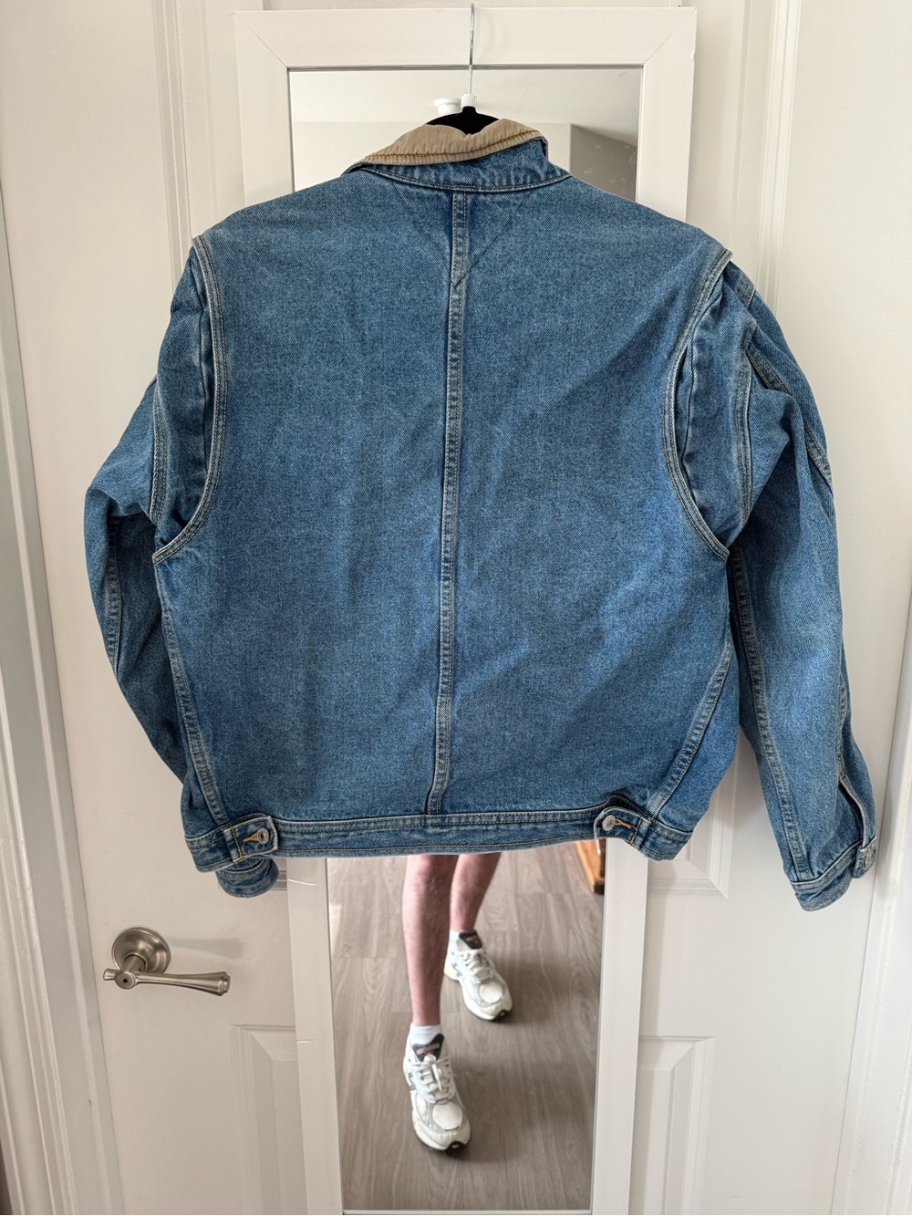 Tommy Hilfiger Women’s Vintage Denim Jacket with Corduroy Collar – XL - Picture 5 of 5
